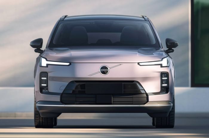 Volvo XC70 headlights