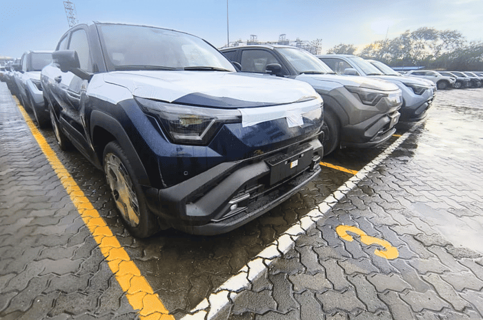 Maruti e Vitara stock