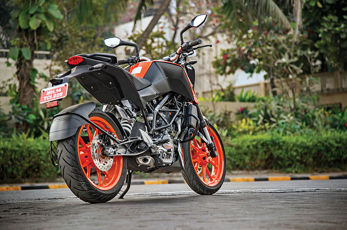 2019 KTM 125 Duke review, road test