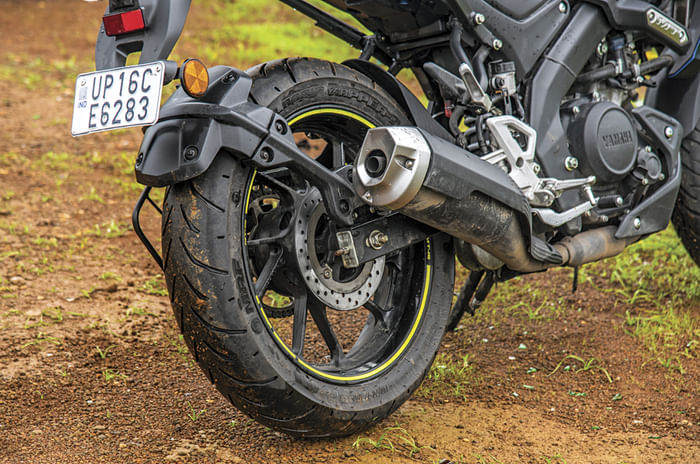 Yamaha-MT15-tyre