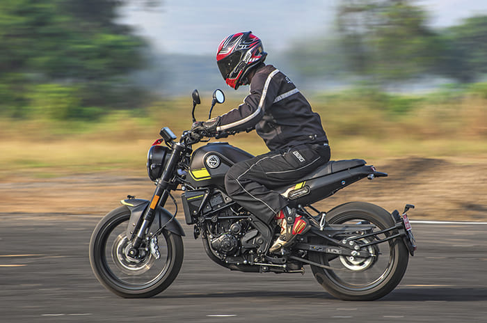 Benelli Leoncino 250 review, road test