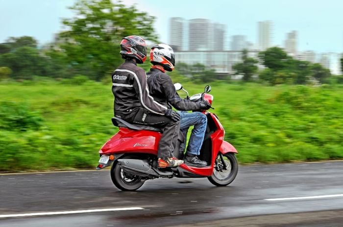 Fascino-125-pillion Fascino-125-pillion