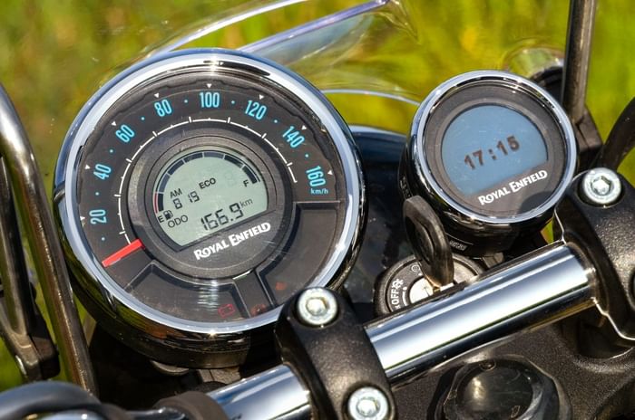 Royal Enfield Meteor 350 display