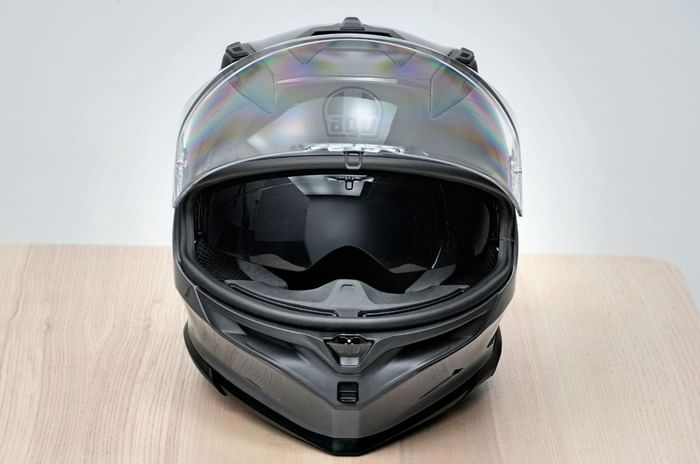 AGV K7 helmet review