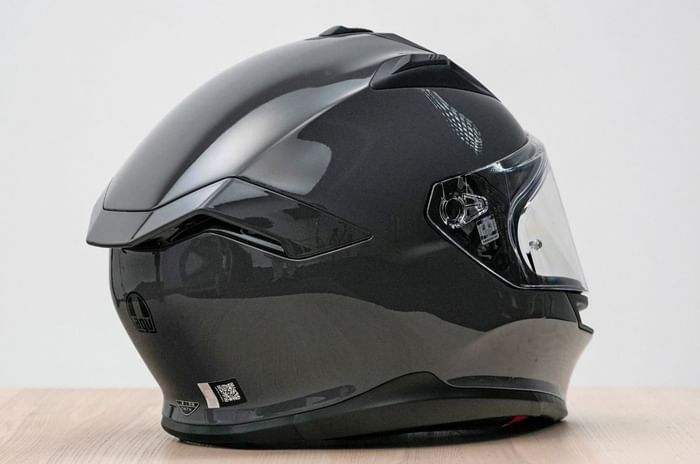 AGV K7 helmet review