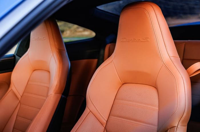 2025 Porsche 91 Turbo S seats