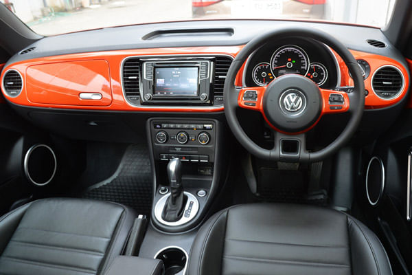 2016 Volkswagen Beetle review, test drive