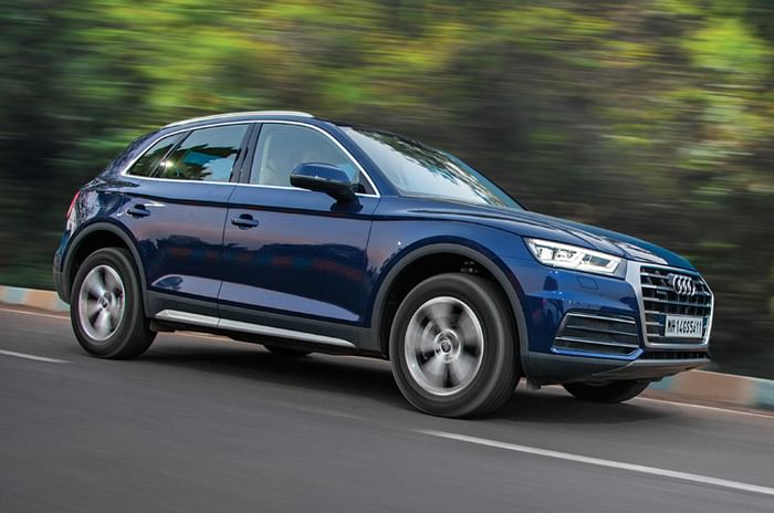 Audi Q5 front action