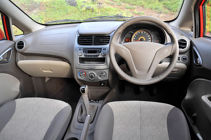 Chevrolet Sail U-VA review, test drive and video