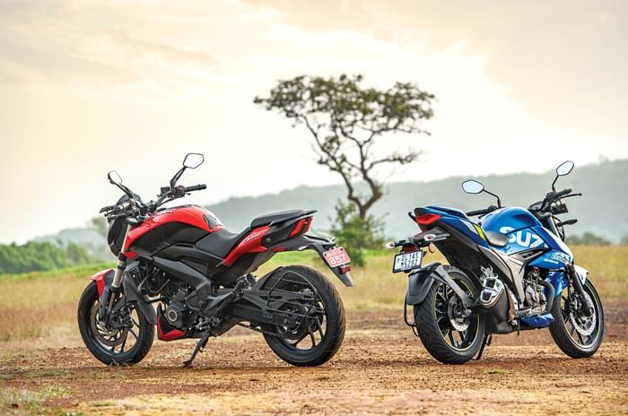 Bajaj Dominar 250 vs Suzuki Gixxer 250 comparison