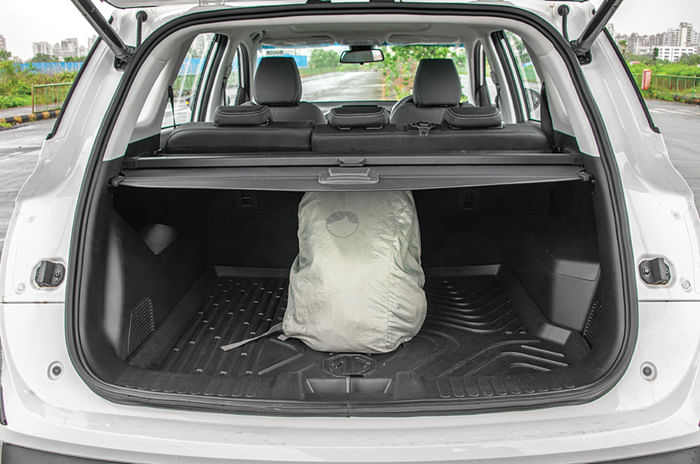 2019 MG Hector review, road test