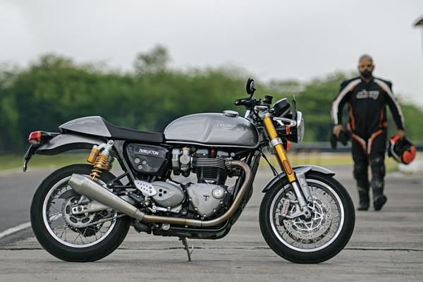 2016 Triumph Thruxton R track ride