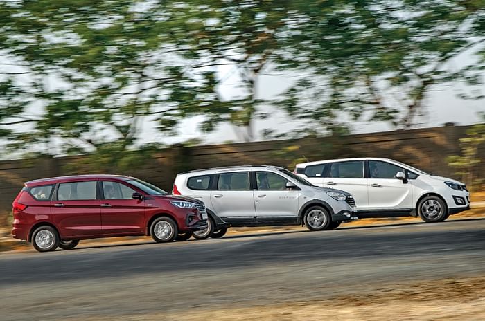 Maruti Suzuki Ertiga vs Renault Lodgy vs Mahindra Marazzo side action
