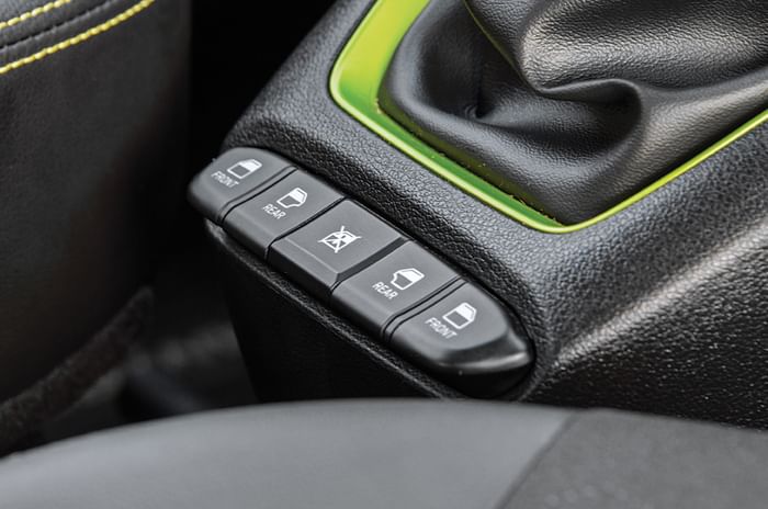 Hyundai Santro power window switches Hyundai Santro power window switches