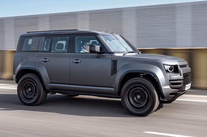 Defender Octa side on the move on Atal Setu Defender Octa side on the move on Atal Setu
