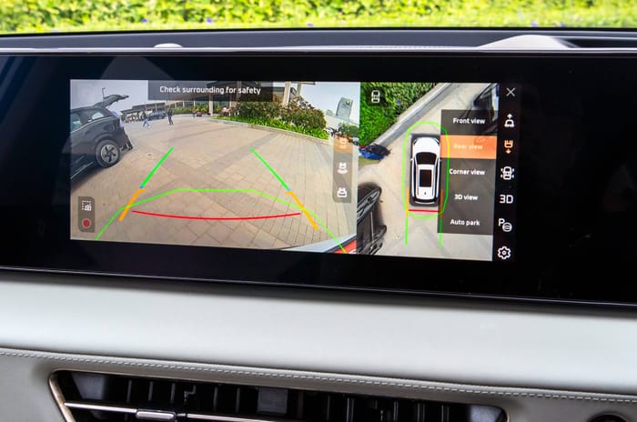 Mahindra XEV 9S 360 degree camera Mahindra XEV 9S 360 degree camera