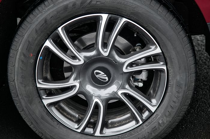 Mahindra Marazzo alloy wheel