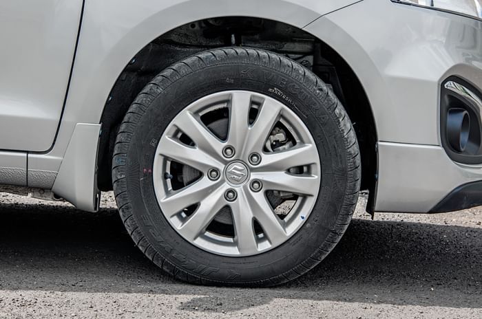 Maruti Ertiga alloy wheel Maruti Ertiga alloy wheel