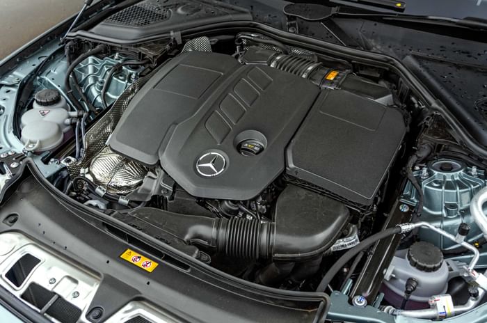 Mercedes E Class E 220d diesel engine