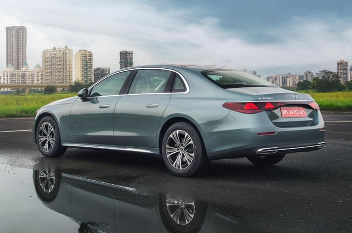 Mercedes E Class E 220d rear left side