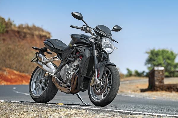 MV Agusta Brutale 1090 review, test ride