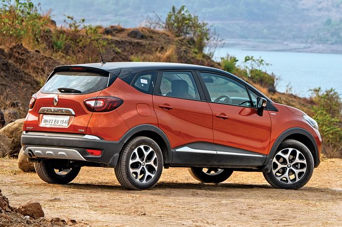 Renault Captur rear