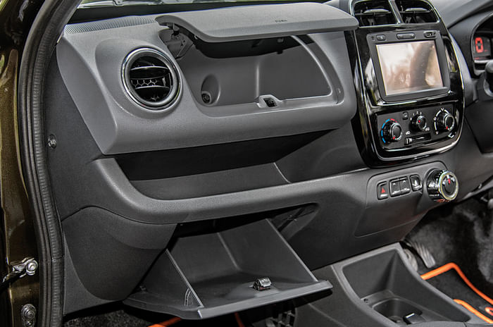 Renault Kwid infotainment Renault Kwid infotainment