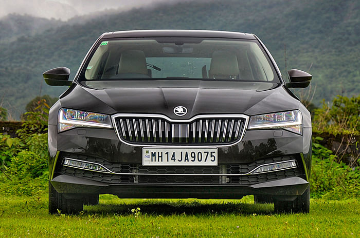 2020 Skoda Superb facelift review, test drive