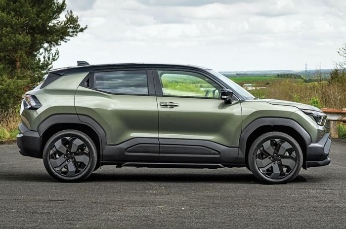 Suzuki e Vitara side profile