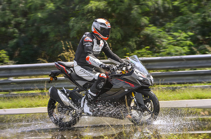 2020 TVS Apache RR 310 review, test ride
