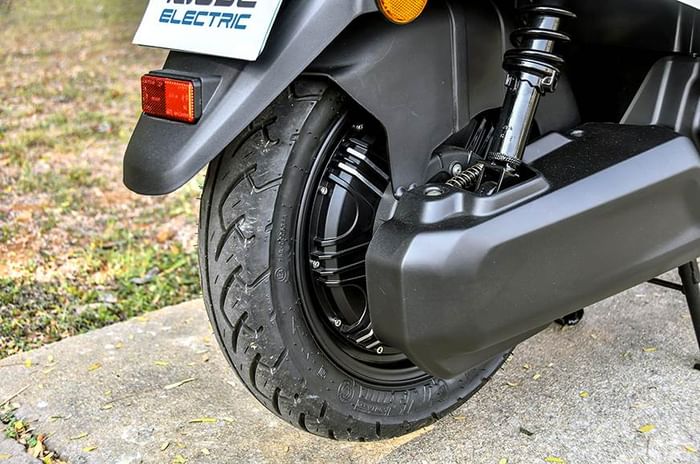 iQube-electric-scooter-hub