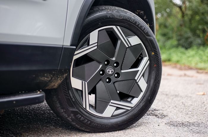 Tata Harrier EV alloys