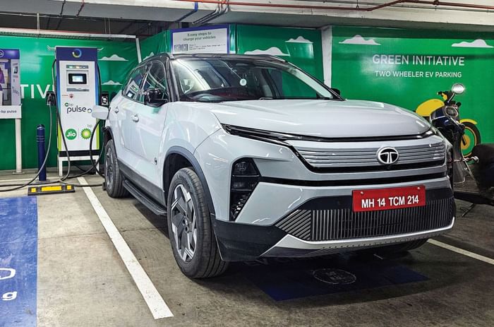 Tata Harrier EV charging