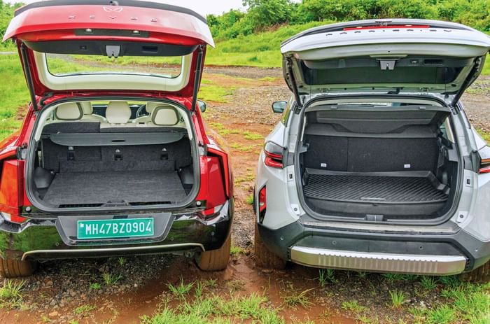 Tata Harrier EV vs Mahindra XEV 9e boot Tata Harrier EV vs Mahindra XEV 9e boot