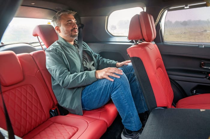 Tata Safari petrol third row seats Tata Safari petrol third row seats