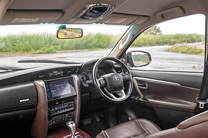 MG Gloster vs Toyota Fortuner vs Ford Endeavour vs Mahindra Alturas G4 comparison