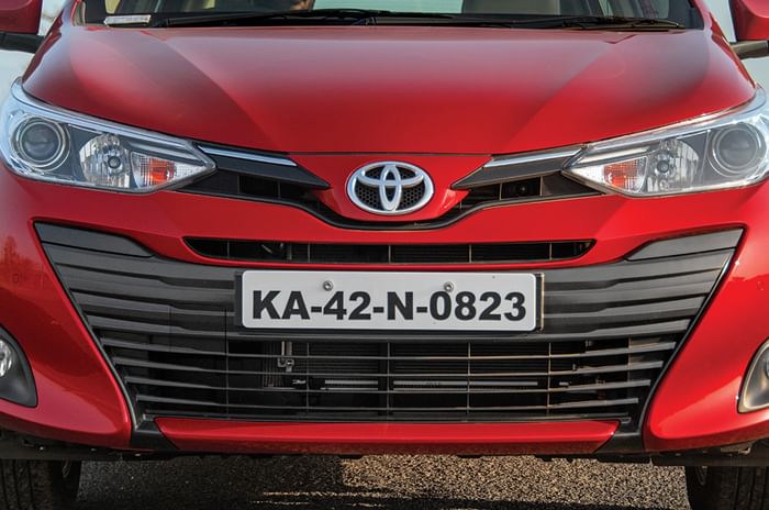 Toyota Yaris grille Toyota Yaris grille