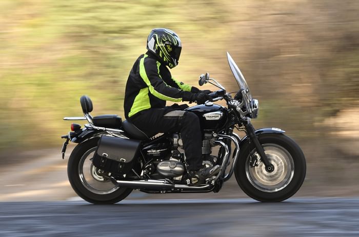 Triumph Speedmaster side action Triumph Speedmaster side action