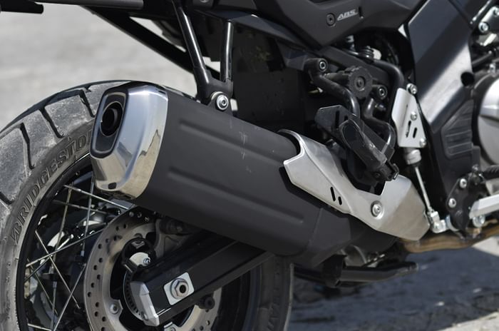 2018 Suzuki V-Strom 650XT exhaust 2018 Suzuki V-Strom 650XT exhaust