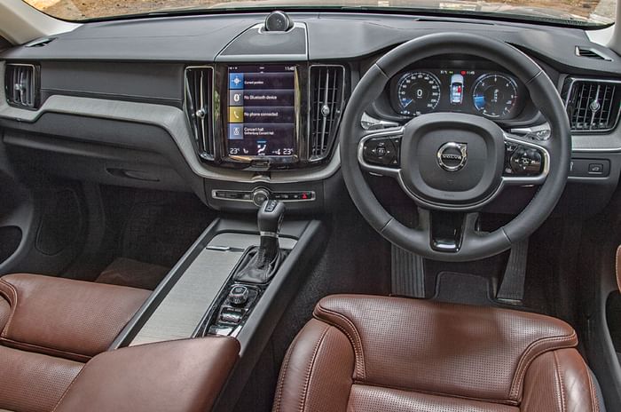 Volvo XC60 cabin Volvo XC60 cabin