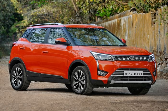 2019 Mahindra XUV300 petrol front static 2019 Mahindra XUV300 petrol front static