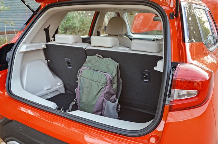 2019 Mahindra XUV300 boot 2019 Mahindra XUV300 boot