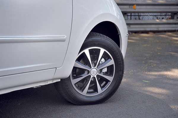 2013 Tata Vista D90 review, test drive and video