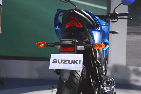 New Suzuki Gixxer first look review 