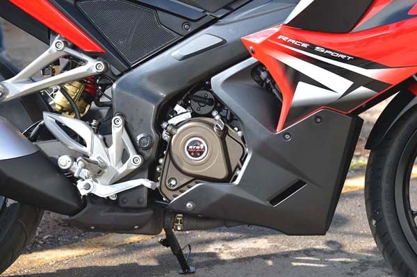 2015 Bajaj Pulsar RS 200 review, test ride