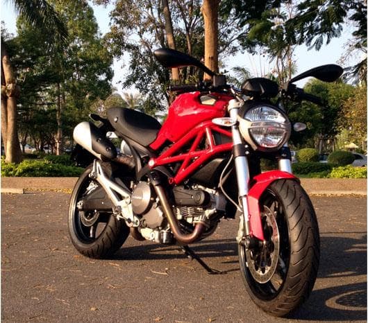 Ducati Monster 795 video review