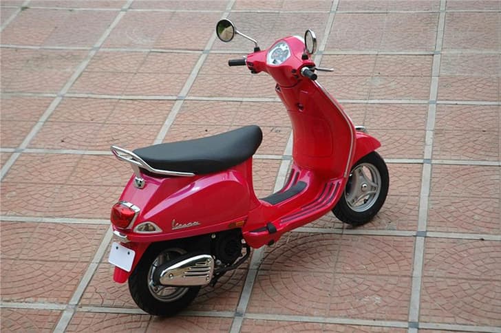 New Vespa VX 125 first look video