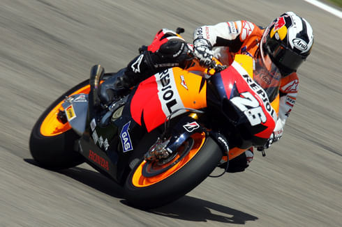 Pedrosa wins in Italy