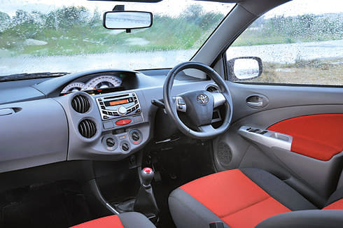 Toyota Etios - Image 2