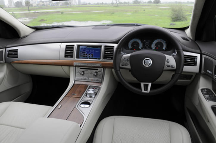 Jaguar XF 5.0 Jaguar XF 5.0